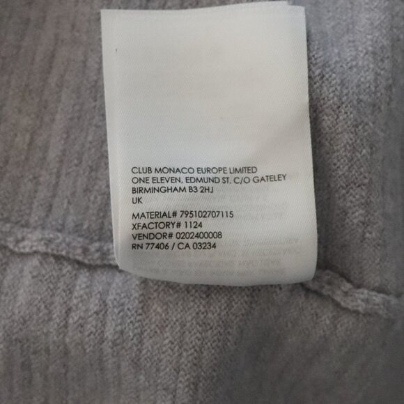 Club Monaco 100% Wool Lrg Grey Neutral V-Neck Ribbed Collar Pull On Sweater - Picture 13 of 13